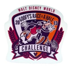 Disney Auto Magnet - 2013 Goofy's Race And A Half Crest - RunDisney